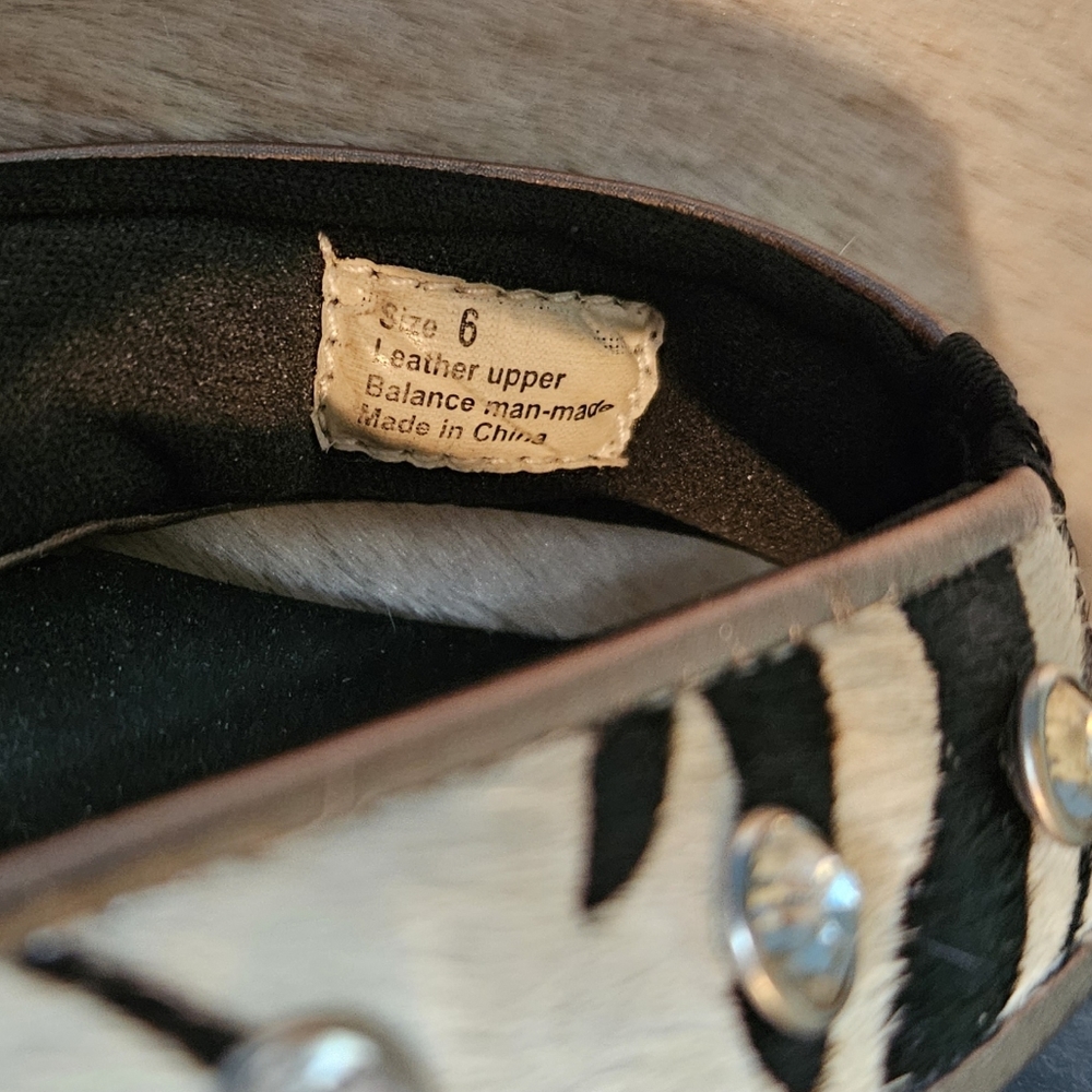 Volatile Sandals - Picture 5 of 5